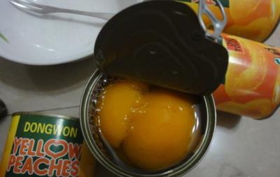 黄桃罐头热量高吗，减肥期间最好少吃水果罐头 饮食减肥 第2张