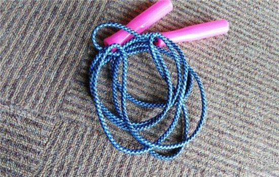 产后跳绳减肥多久见效,慢跑加跳绳能减肥吗 跳绳减肥 第2张-瘦瘦减肥网 产后跳绳减肥多久见效,慢跑加跳绳能减肥吗 跳绳减肥 第2张