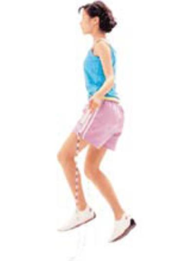 跳绳瘦腿的正确方法,四种简单跳法让你告别萝卜腿 瘦腿 第1张-瘦瘦减肥网 跳绳瘦腿的正确方法,四种简单跳法让你告别萝卜腿 瘦腿 第1张