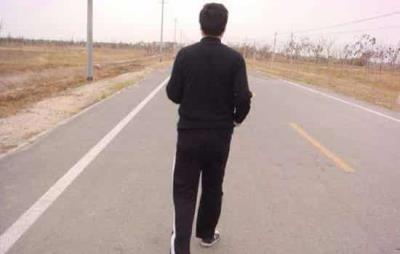 倒走的正确方法,这12个要点你get了吗 减肥 第7张-瘦瘦减肥网 倒走的正确方法,这12个要点你get了吗 减肥 第7张