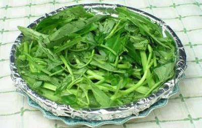 空心菜可以减肥吗,夏季适合吃空心菜减肥 饮食减肥 第1张-瘦瘦减肥网 空心菜可以减肥吗,夏季适合吃空心菜减肥 饮食减肥 第1张