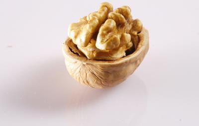 吃核桃会长胖吗,适量正确吃不发胖反减 饮食减肥 第2张-瘦瘦减肥网 吃核桃会长胖吗,适量正确吃不发胖反减 饮食减肥 第2张