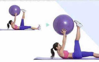 瑜伽球瘦肚子动作,7个动作练就完美腹型 瑜伽减肥 第5张-瘦瘦减肥网 瑜伽球瘦肚子动作,7个动作练就完美腹型 瑜伽减肥 第5张