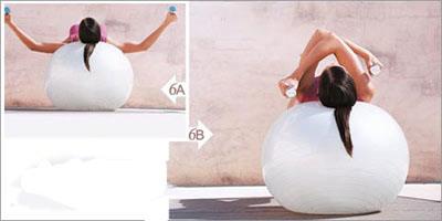 瑜伽球瘦肚子动作,7个动作练就完美腹型 瑜伽减肥 第7张-瘦瘦减肥网 瑜伽球瘦肚子动作,7个动作练就完美腹型 瑜伽减肥 第7张