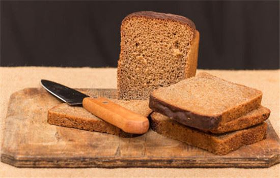 全麦面包吃了会胖吗，全麦面包吃了能减肥吗 饮食减肥 第2张