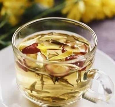 自制山楂减肥茶,快速消脂减肥 减肥饮品 第1张-瘦瘦减肥网 自制山楂减肥茶,快速消脂减肥 减肥饮品 第1张