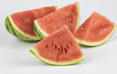 晚上吃西瓜会长胖吗，夏季西瓜可口也别乱吃 饮食减肥 第8张