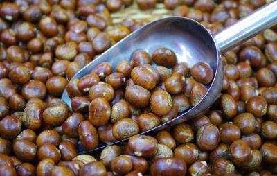 吃糖炒栗子会发胖吗,减肥者怎么吃板栗合适 饮食减肥 第2张-瘦瘦减肥网 吃糖炒栗子会发胖吗,减肥者怎么吃板栗合适 饮食减肥 第2张