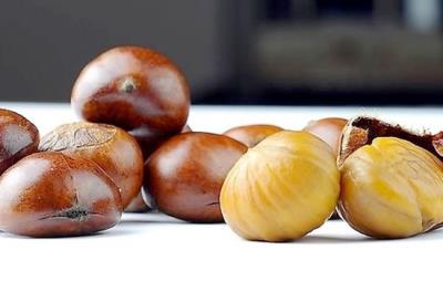 吃糖炒栗子会发胖吗,减肥者怎么吃板栗合适 饮食减肥 第4张-瘦瘦减肥网 吃糖炒栗子会发胖吗,减肥者怎么吃板栗合适 饮食减肥 第4张