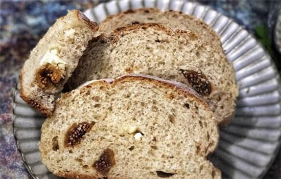 黑麦面包不能和什么一起吃,黑麦面包的特点 饮食减肥 第3张-瘦瘦减肥网 黑麦面包不能和什么一起吃,黑麦面包的特点 饮食减肥 第3张