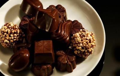 黑巧克力什么时候吃最好,吃黑巧克力减肥时间有诀窍 饮食减肥 第5张-瘦瘦减肥网 黑巧克力什么时候吃最好,吃黑巧克力减肥时间有诀窍 饮食减肥 第5张