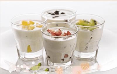 自制酸奶牛奶要加热吗,自制酸奶原料比例问题 减肥 第1张-瘦瘦减肥网 自制酸奶牛奶要加热吗,自制酸奶原料比例问题 减肥 第1张