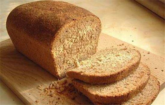 黑麦面包怎么保存和怎么吃最好,放在冰箱里可以吗 饮食减肥 第1张-瘦瘦减肥网 黑麦面包怎么保存和怎么吃最好,放在冰箱里可以吗 饮食减肥 第1张