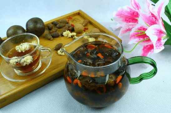 罗汉果菊花茶孕妇可以喝吗(罗汉果菊花枸杞茶) 减肥饮品 第1张-瘦瘦减肥网 罗汉果菊花茶孕妇可以喝吗(罗汉果菊花枸杞茶) 减肥饮品 第1张