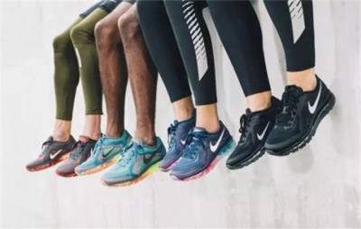 健身房穿什么衣服男生，去健身房也要时髦与风度并重 减肥 第1张