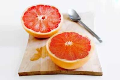 秋季什么水果能快速瘦脸,教你如何吃出小V脸 瘦脸 第3张-瘦瘦减肥网 秋季什么水果能快速瘦脸,教你如何吃出小V脸 瘦脸 第3张