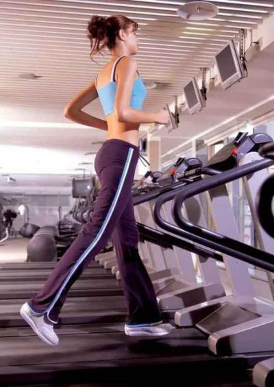 冬季运动减肥,掌握这些运动常识,冬季让你狠甩肉 运动减肥 第3张-瘦瘦减肥网 冬季运动减肥,掌握这些运动常识,冬季让你狠甩肉 运动减肥 第3张