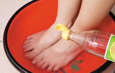 白醋泡脚可以减肥吗,寒冬醋泡脚减肥法值得推荐 减肥方法 第8张-瘦瘦减肥网 白醋泡脚可以减肥吗,寒冬醋泡脚减肥法值得推荐 减肥方法 第8张