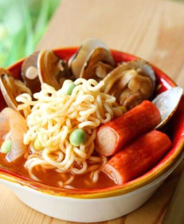 泡面另类做法食谱,营养瘦身又能远离胃癌 减肥食谱 第5张-瘦瘦减肥网 泡面另类做法食谱,营养瘦身又能远离胃癌 减肥食谱 第5张