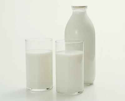 只喝脱脂纯牛奶减肥法，搭配苹果香蕉一周瘦20斤 减肥方法 第5张