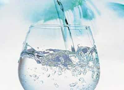 春季减肥瘦身佳法,喝水轻松健康瘦下来 减肥 第3张-瘦瘦减肥网 春季减肥瘦身佳法,喝水轻松健康瘦下来 减肥 第3张