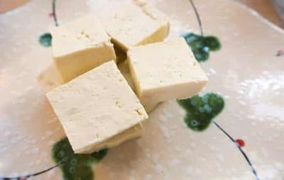 吃豆腐会胖吗,减肥者吃豆腐方法得正确 饮食减肥 第1张-瘦瘦减肥网 吃豆腐会胖吗,减肥者吃豆腐方法得正确 饮食减肥 第1张