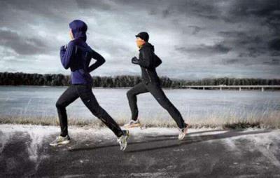 冬季早上跑步好吗,寒冬跑步最佳时间是午后或傍晚 跑步减肥 第4张-瘦瘦减肥网 冬季早上跑步好吗,寒冬跑步最佳时间是午后或傍晚 跑步减肥 第4张