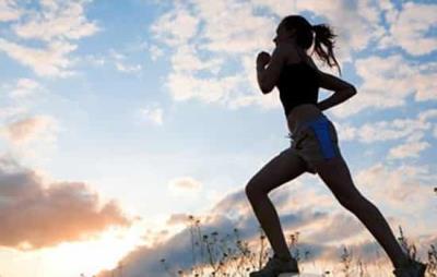 夜跑的好处,做个快乐的夜跑族 减肥 第1张-瘦瘦减肥网 夜跑的好处,做个快乐的夜跑族 减肥 第1张