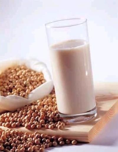 喝豆浆可以丰胸吗，日常食疗丰胸方法大推荐 丰胸 第2张