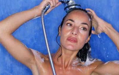 运动出汗后多久可以洗澡,至少要等汗干后再洗 运动减肥 第1张-瘦瘦减肥网 运动出汗后多久可以洗澡,至少要等汗干后再洗 运动减肥 第1张