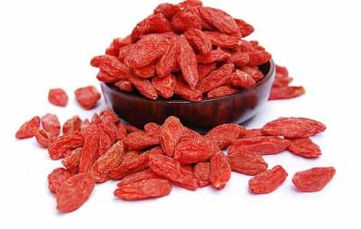 枸杞泡水喝能减肥吗,秋冬巧用枸杞减肥法 减肥方法 第2张-瘦瘦减肥网 枸杞泡水喝能减肥吗,秋冬巧用枸杞减肥法 减肥方法 第2张