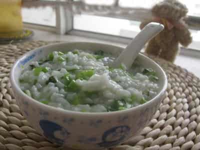 八款冬季养生减肥瘦身粥品,饱腹暖腹去除风寒甩掉脂肪 减肚子 第1张-瘦瘦减肥网 八款冬季养生减肥瘦身粥品,饱腹暖腹去除风寒甩掉脂肪 减肚子 第1张