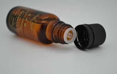 小腿刮痧怎么刮，刮痧瘦小腿的方法图解 刮痧减肥 第1张