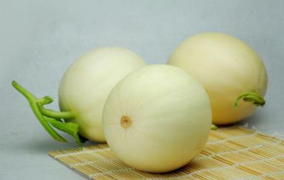 吃香瓜会胖吗，教你夏季巧吃香瓜减肥 饮食减肥 第4张