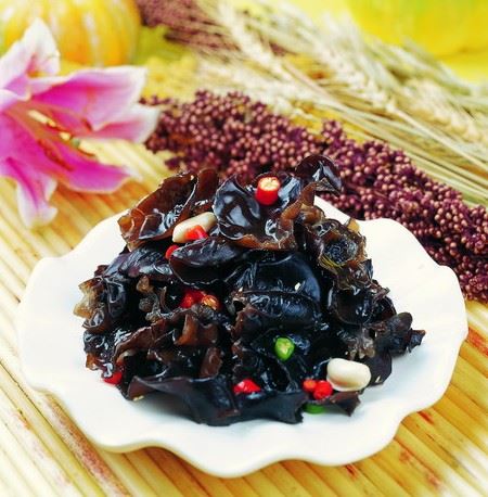 春季黄瓜减肥法食谱,完美瘦身餐最烧脂肪 减肥食谱 第3张-瘦瘦减肥网 春季黄瓜减肥法食谱,完美瘦身餐最烧脂肪 减肥食谱 第3张