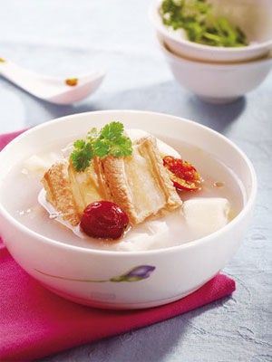 秋季诱人食谱减肥法，DIY瘦身汤塑造完美曲线 减肥食谱 第1张