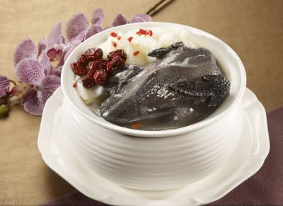 饭前喝汤好，还是饭后喝？不怕告诉你：这么喝汤能“掉肉” 减肥 第1张