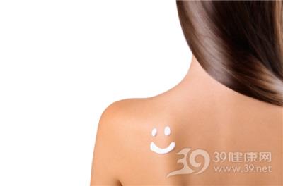 瘦背最快:打造诱人美背一招制胜! 美背 第1张-瘦瘦减肥网 瘦背最快:打造诱人美背一招制胜! 美背 第1张