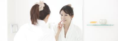 专减小腹 情侣床上做塑身操 减肚子 第1张-瘦瘦减肥网 专减小腹 情侣床上做塑身操 减肚子 第1张