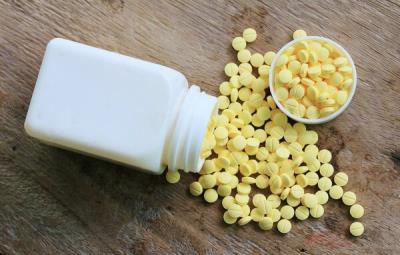 吃减肥药减肥可能会有哪些危害 饮食减肥 第1张-瘦瘦减肥网 吃减肥药减肥可能会有哪些危害 饮食减肥 第1张