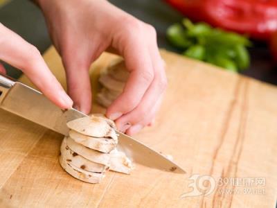 少吃多运动 身体很容易出现这些问题 饮食减肥 第3张-瘦瘦减肥网 少吃多运动 身体很容易出现这些问题 饮食减肥 第3张