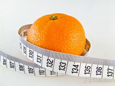 喝水都胖怎么减肥?这10种“减脂”食物,天天备着! 减肥 第1张-瘦瘦减肥网 喝水都胖怎么减肥?这10种“减脂”食物,天天备着! 减肥 第1张