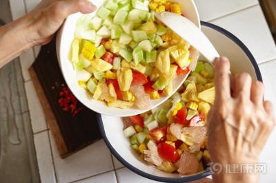 饭前吃半个柚子,坚持一个月,腰围明显变小 瘦腰 第3张-瘦瘦减肥网 饭前吃半个柚子,坚持一个月,腰围明显变小 瘦腰 第3张