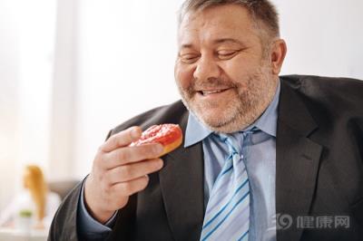 想减肥,一定不能吃晚餐吗?教练:记住5个晚餐原则 饮食减肥 第1张-瘦瘦减肥网 想减肥,一定不能吃晚餐吗?教练:记住5个晚餐原则 饮食减肥 第1张