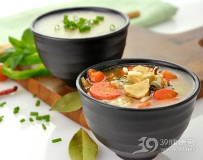 喝汤会胖吗？4个错误喝汤方法让你越喝越胖 减肥 第1张