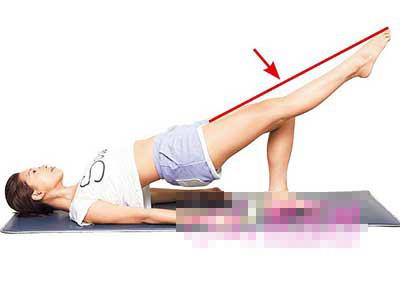 如何瘦背?组合减肥操燃脂瘦背超给力(图) 减肥操 第4张-瘦瘦减肥网 如何瘦背?组合减肥操燃脂瘦背超给力(图) 减肥操 第4张